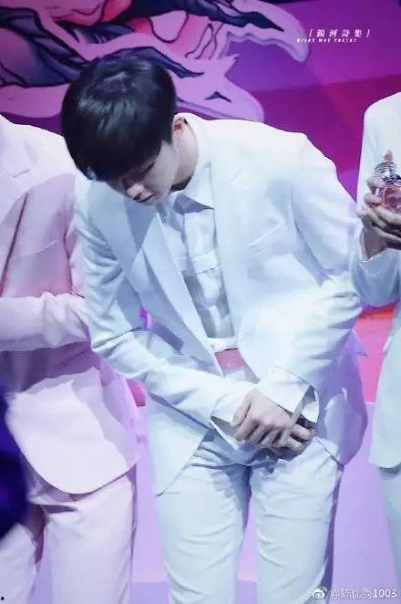 陈立农视频成人礼,青春蜕变，星光璀璨